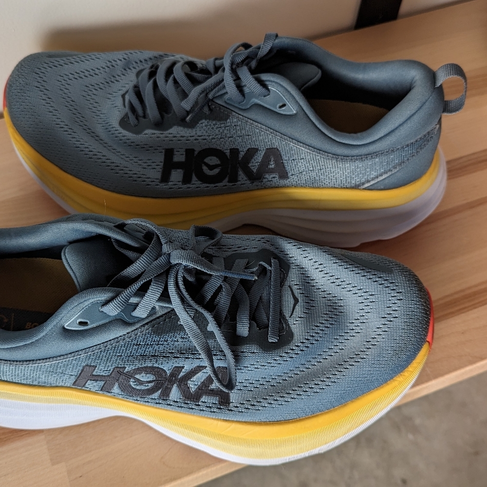 HOKA Bondi 8 Shoes Mens Size 9.5 4E